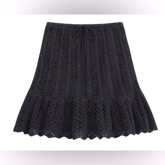 Zara Black Knit Crochet Woven Ruffle Skirt - Picture 6 of 9